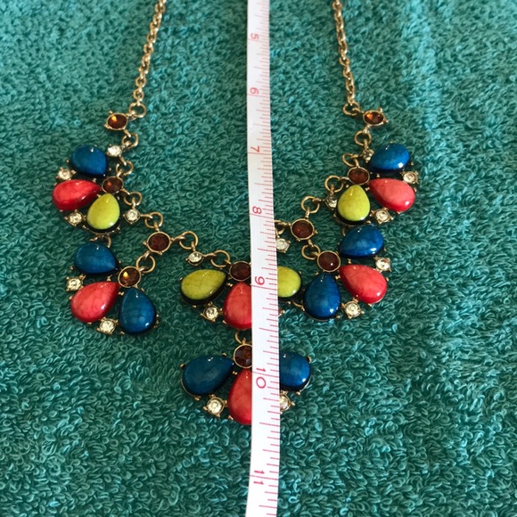 Statement necklace - Picture 3 of 3